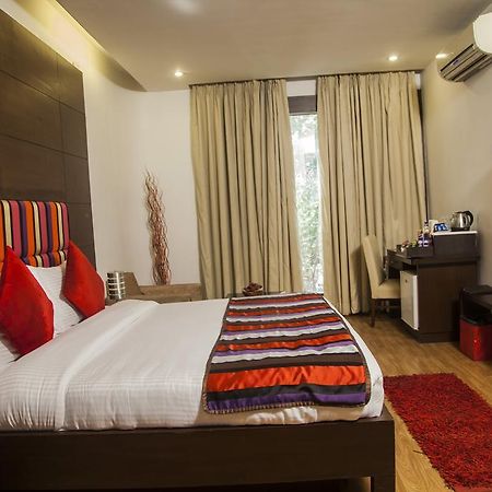Hotel La Suite New Delhi Buitenkant foto
