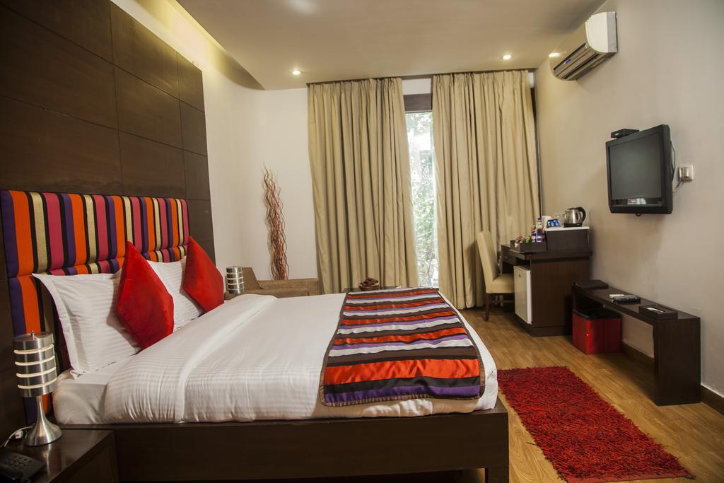 Hotel La Suite New Delhi Buitenkant foto